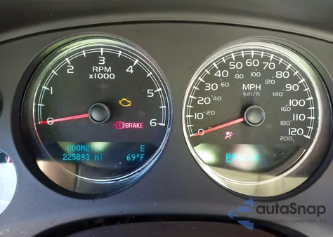 2010 GMC Yukon Slt from USA, damaged, VIN 1GKUKCE07AR145919